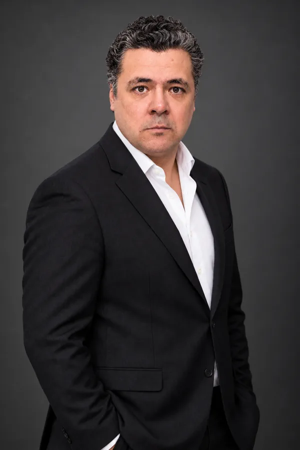 Retrato de Luis Almeida, autor de Escribe una vez, vende para siempre